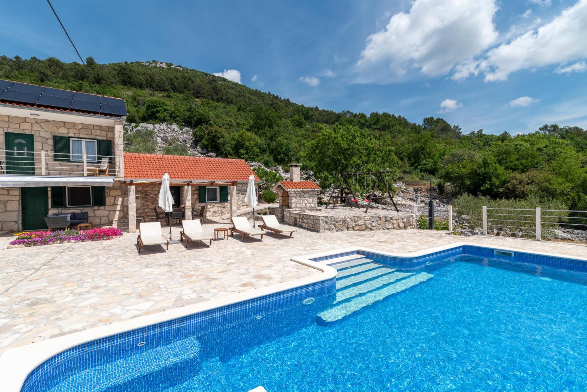 Villa Zuza Bristivica Bagian luar foto